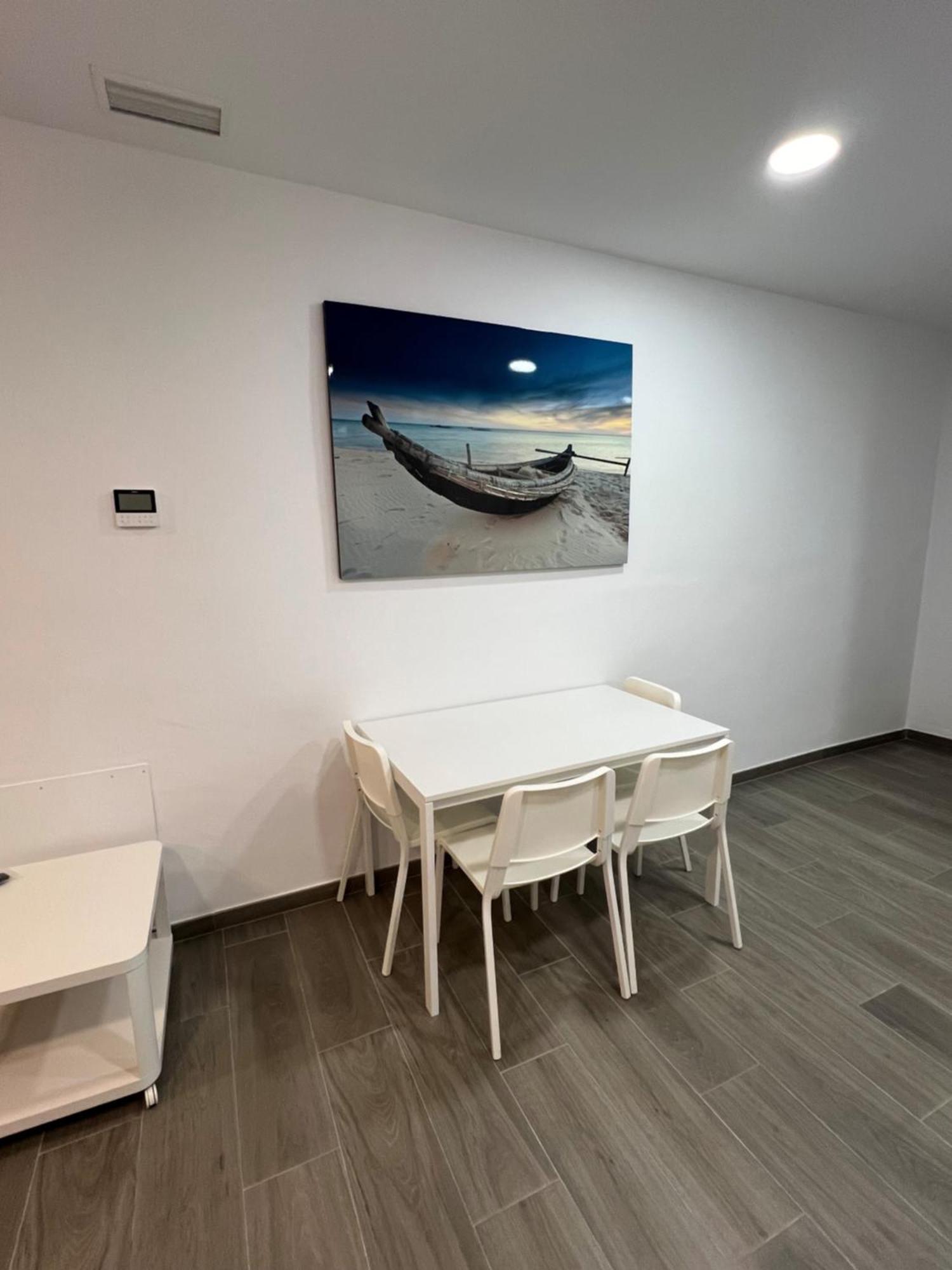Apartamentos Montalvo Metropolis A توريمولينوس المظهر الخارجي الصورة